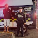 Capturaron a un hombre que intentó robar un celular por la ventana de un TransMilenio.