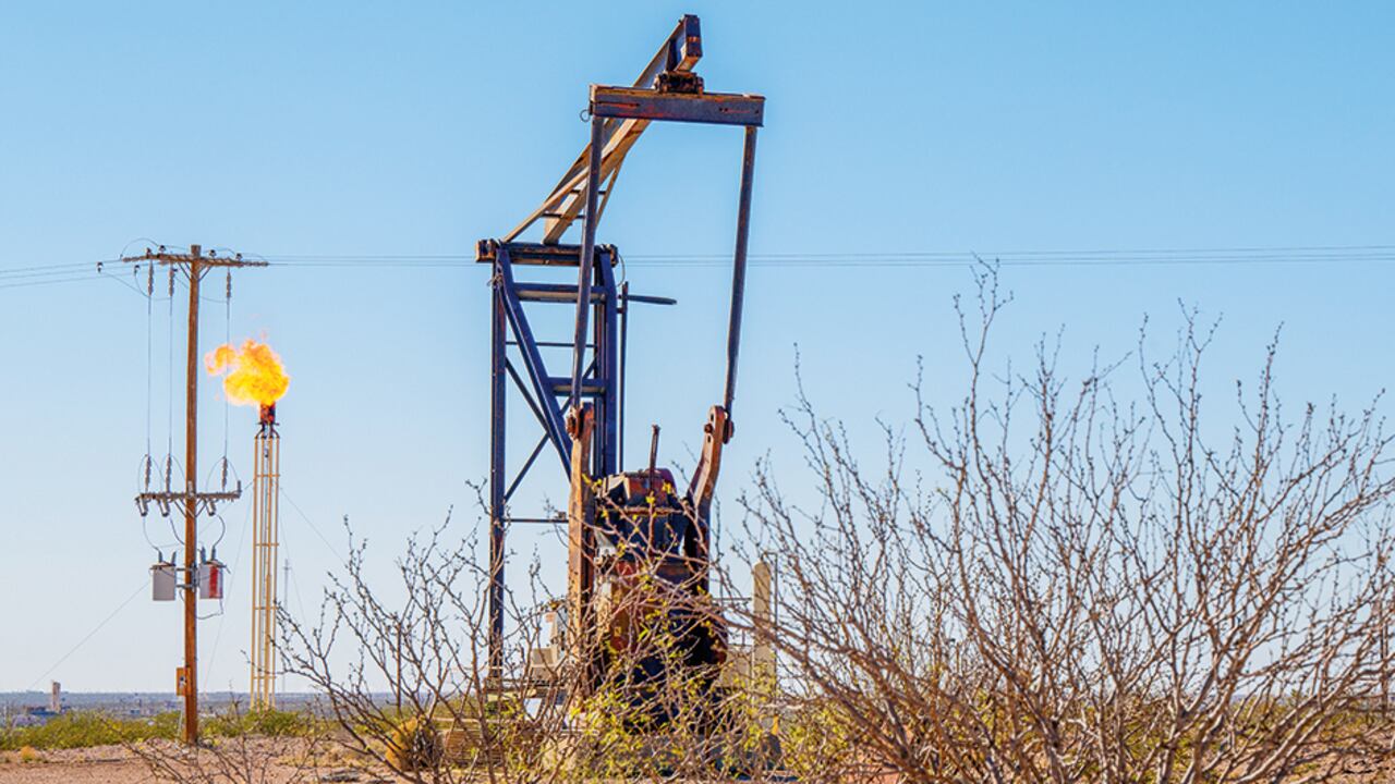 El sector de hidrocarburos es vital para la economía del país.