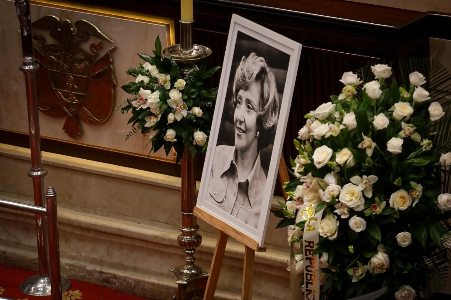 Bogotá. Junio 30 de 2025. En el Salón Elíptico del Capitolio Nacional se instaló la cámara ardiente de Nidia Quintero Turbay de Balcázar. Familiares, allegados y ciudadanos se congregaron para rendirle homenaje y despedirla en un acto solemne