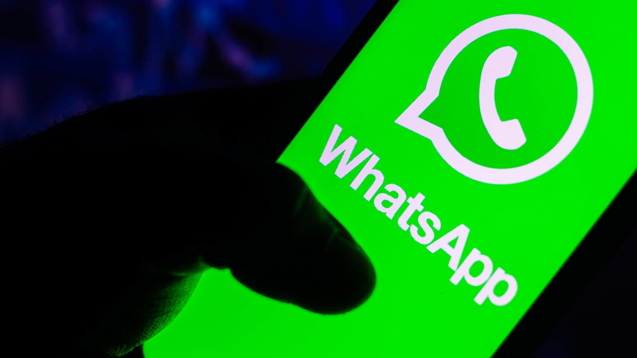 Los usuarios que emplean versiones no oficiales de WhatsApp se exponen a perder su cuenta.