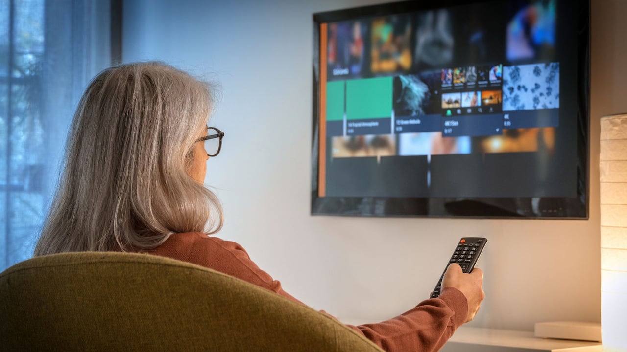 La ralentización de un televisor suele estar relacionada con el uso continuo y la acumulación de datos.