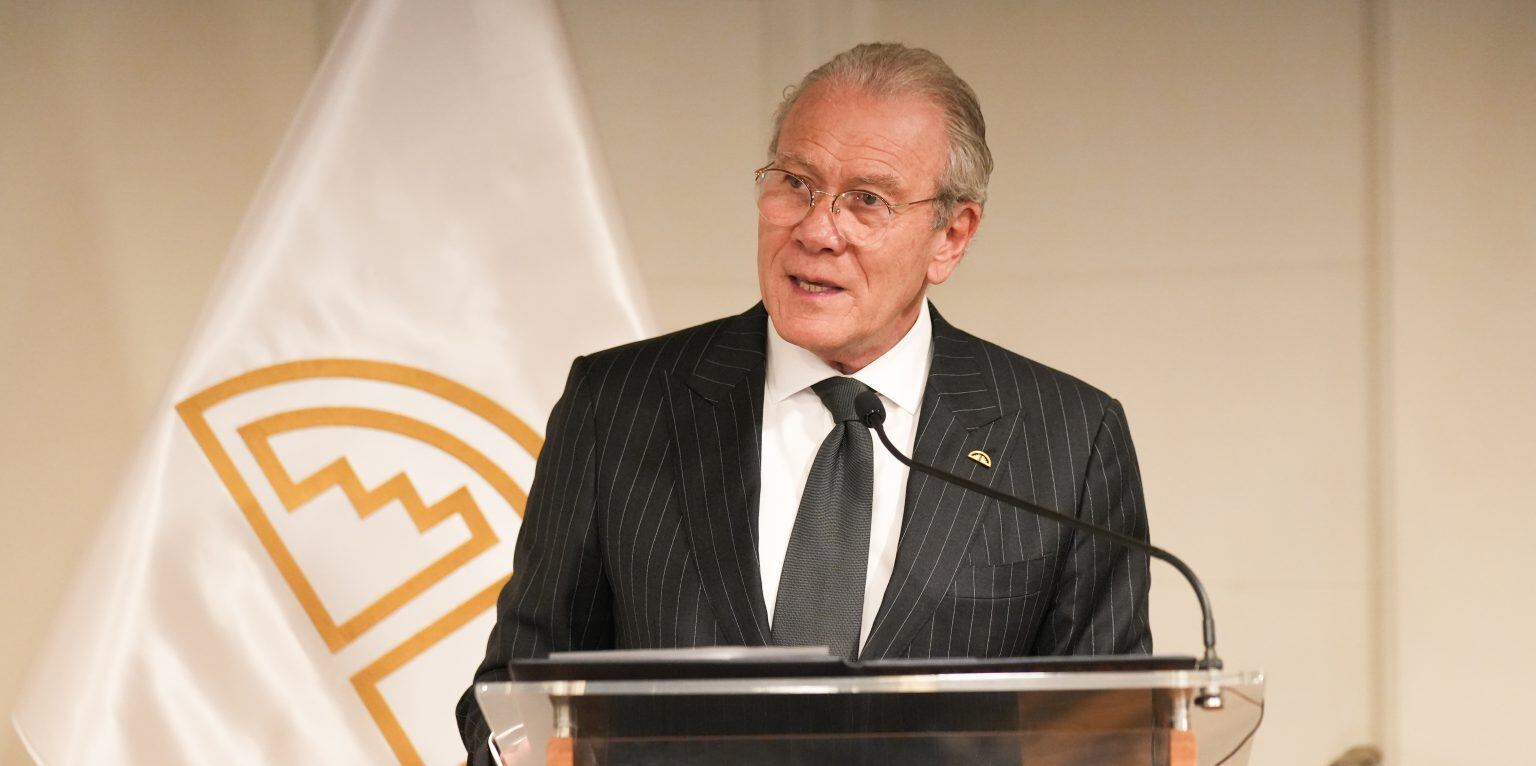 Gonzalo Gutiérrez cuenta con un basto recorrido en el campo diplomático, lo cual es promesa de garantía de éxito en su gestión.