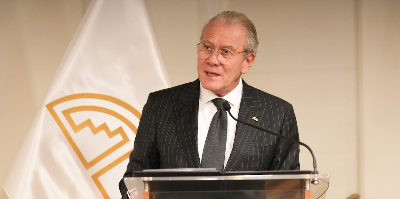 Gonzalo Gutiérrez cuenta con un basto recorrido en el campo diplomático, lo cual es promesa de garantía de éxito en su gestión.