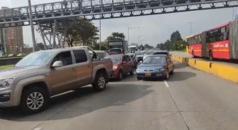 Desvíos en la NQS por protestas en la Universidad Nacional