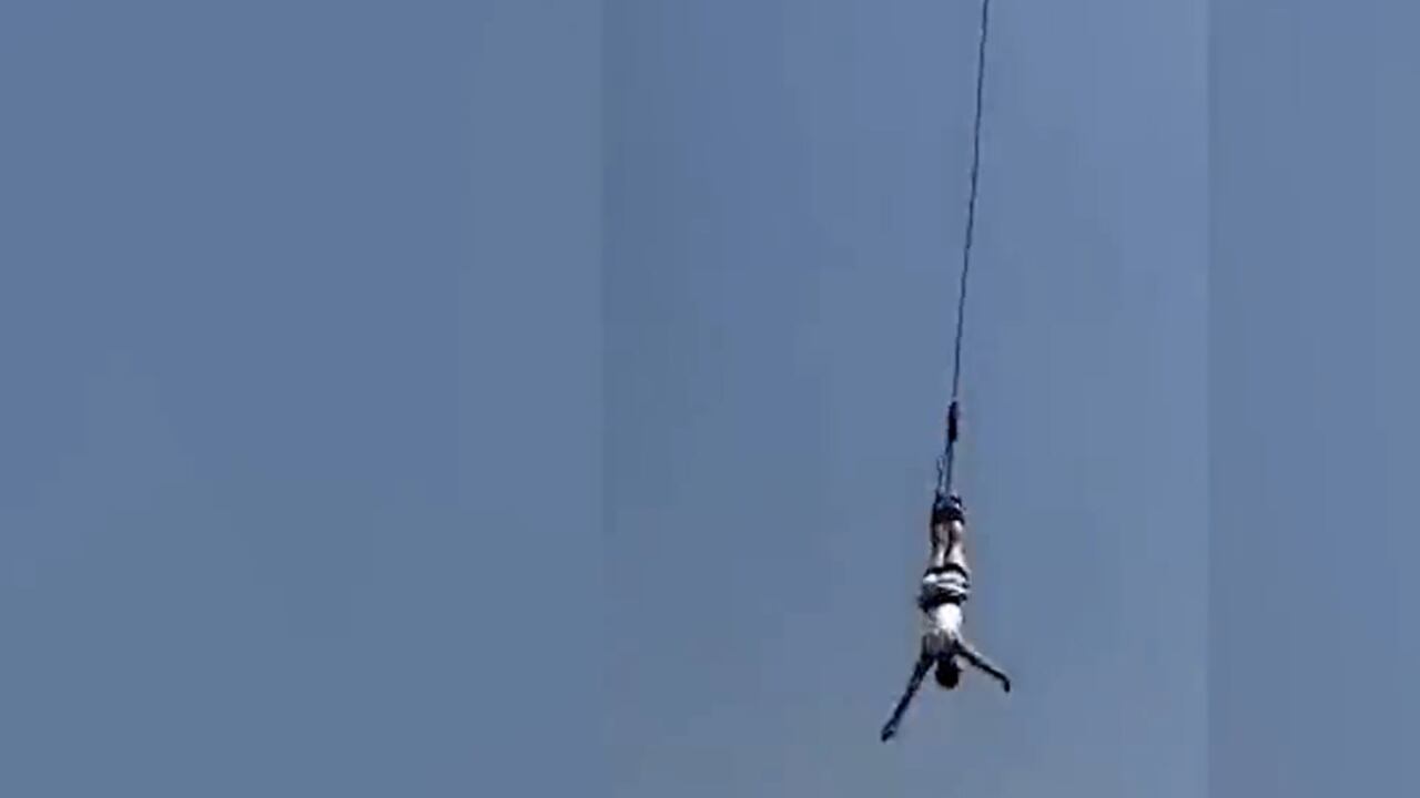 Turista experimentó peligroso salto de bungee en Tailandia: la cuerda se rompió