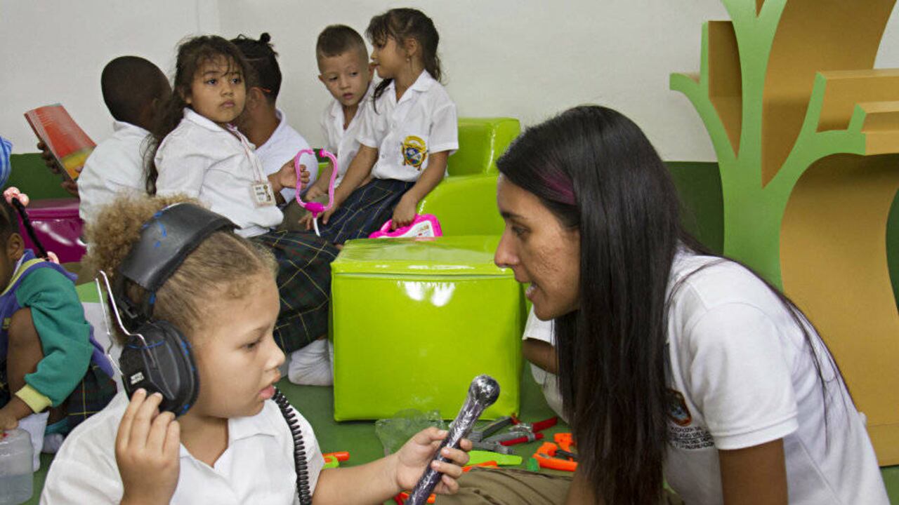 Durante el Encuentro Académico Educación para el Progreso, realizado en Cali en el mes de agosto, Semana Educación y la Alcadía de Cali conversaron sobre el importante rol de la escuela para la formación de seres integrales. Todas las fotos: Revista Semana