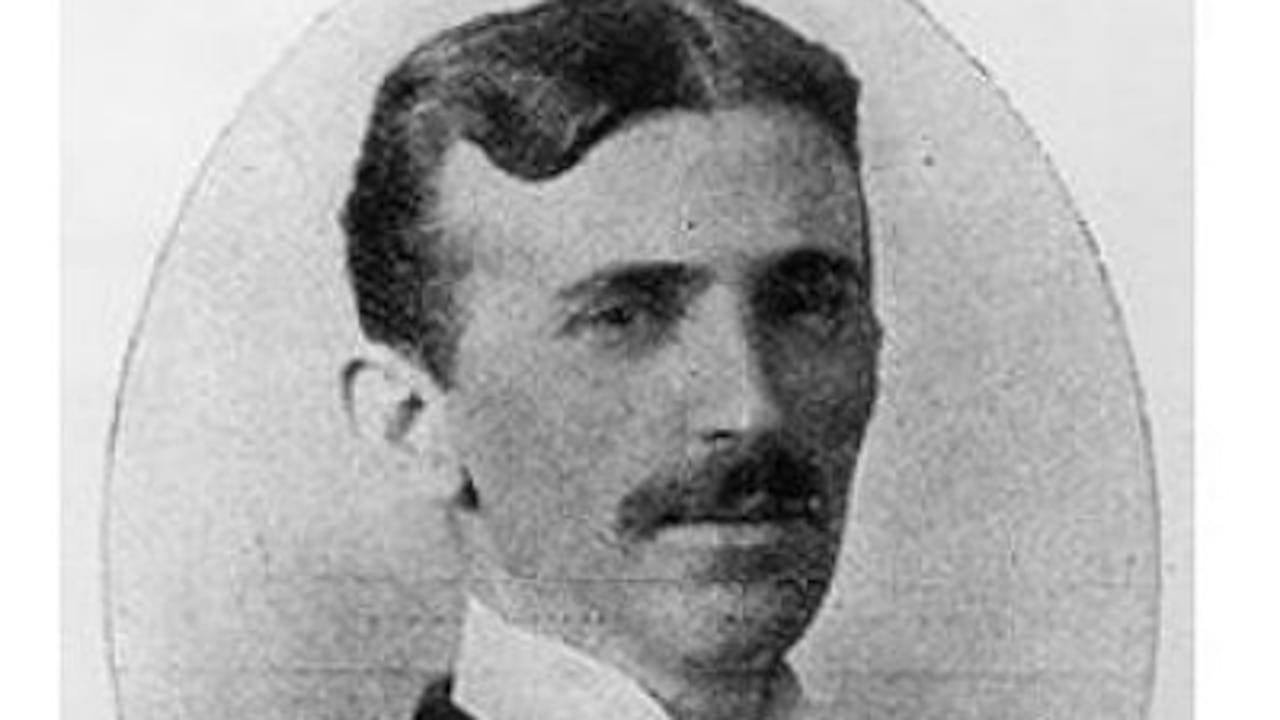 Tesla era un excéntrico. Creía en el celibato para estimular la mente y estaba convencido de haber entrado en contacto con extraterrestres.