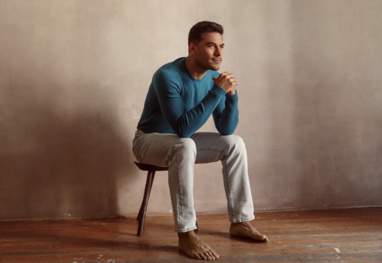 Carlos Rivera, cantante mexicano que estrena un álbum dedicado al amor.