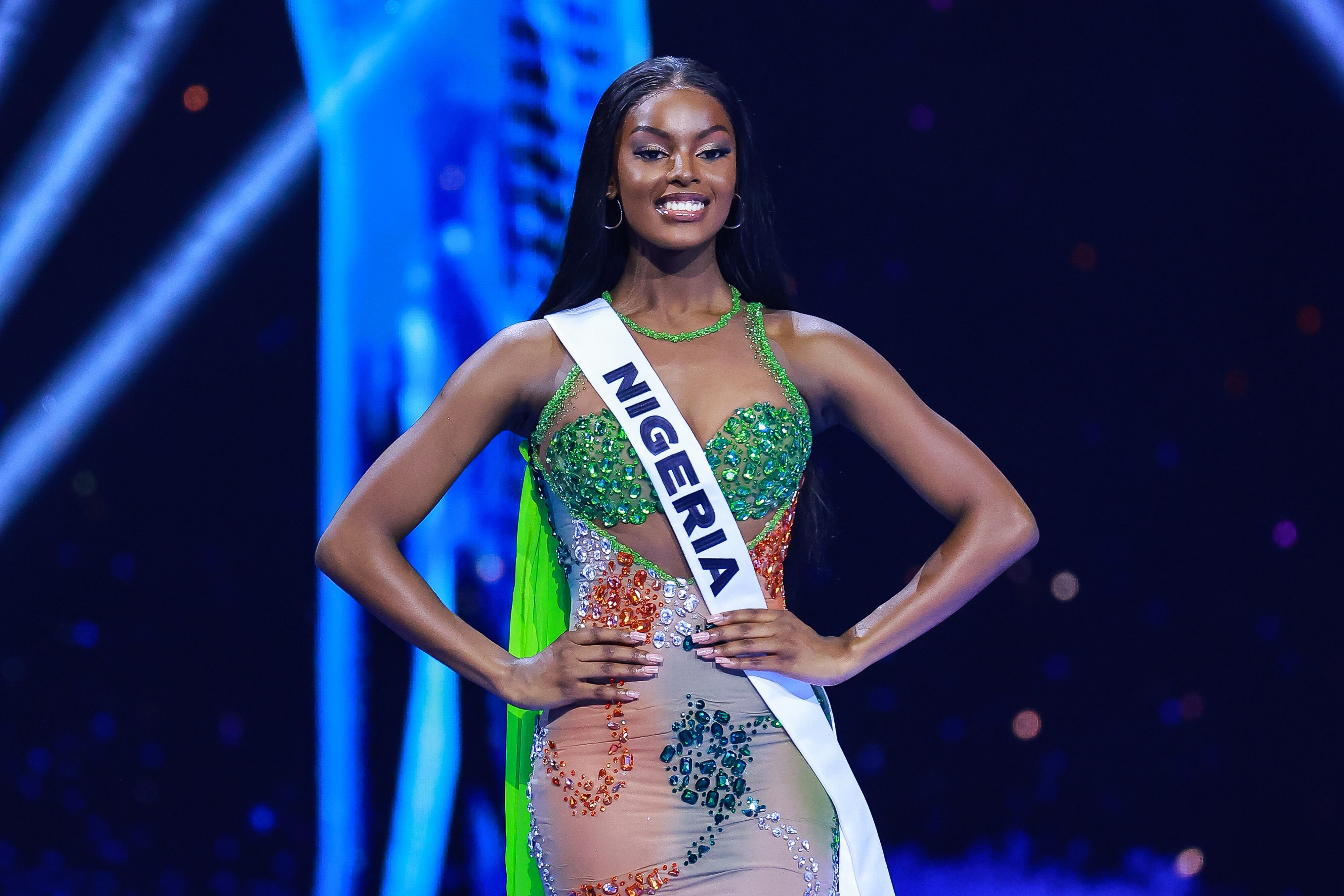 Miss Nigeria, Chidimma Adetshina, par en el 73º Concurso de Miss Universo - espectáculo en la Arena Ciudad de México el 16 de noviembre de 2024 en Ciudad de México, México. (Foto de Héctor Vivas/Getty Images)