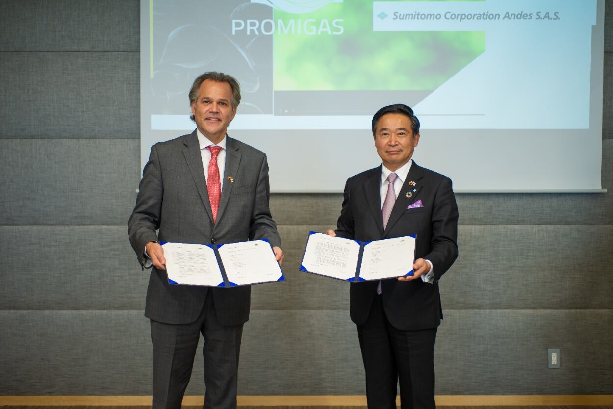 Juan Manuel Rojas, presidente de Promigas, y Masayuki Hyodo, presidente y CEO de Sumitomo Corporation.