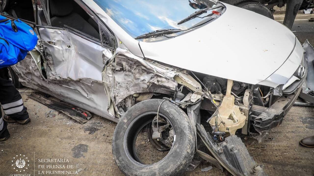 Al menos tres personas están en condición crítica.