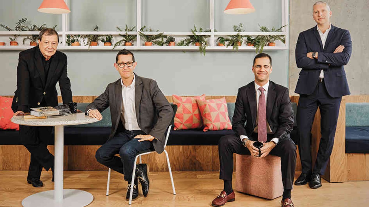 Mario Hernández, presidente de Marroquinera SA; Andrés Bernal, gerente de Mercado Pago Colombia; Mauricio Caicedo, gerente de ventas de Despegar, y Cristian Siegmud, presidente de Cencosud Colombia.