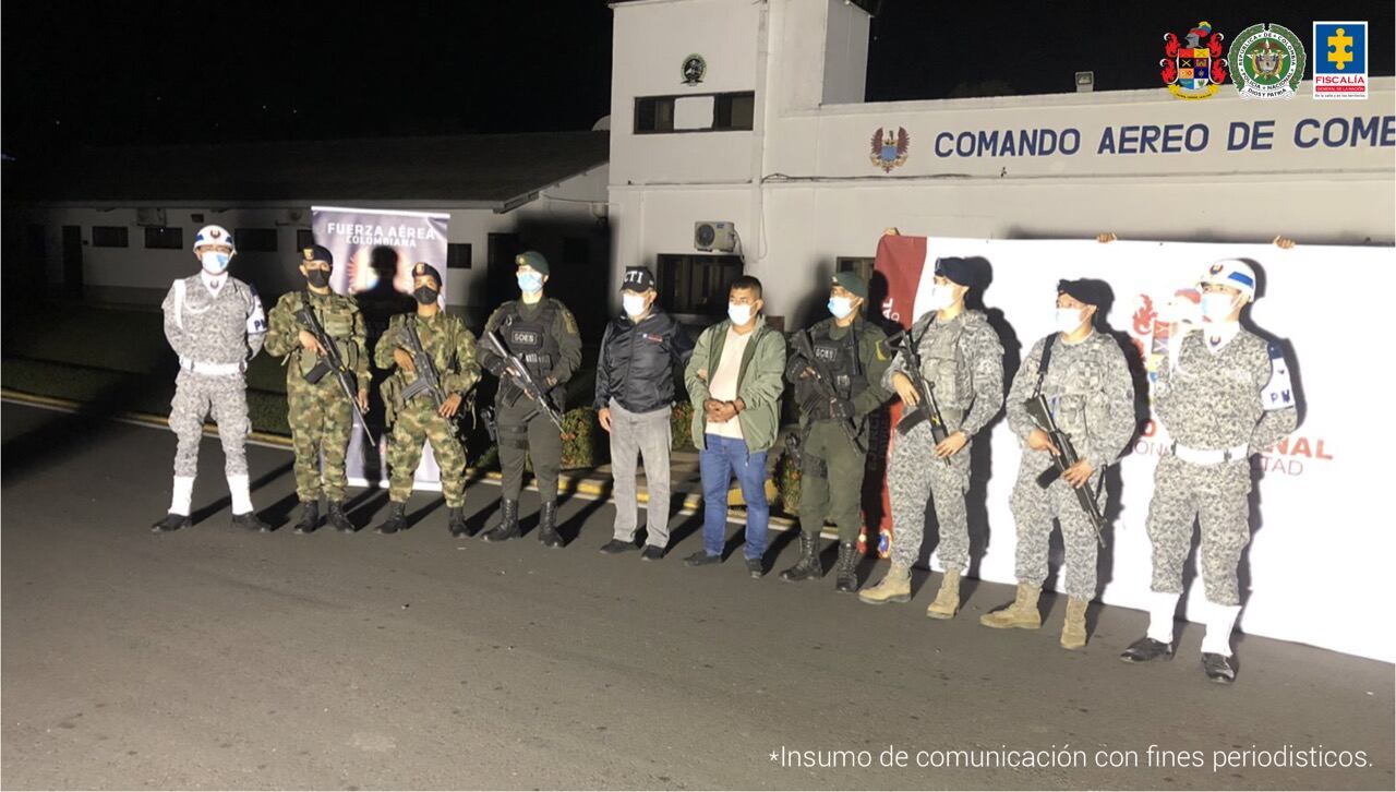 La Fiscalía capturó a alias Gavilán, supuesto cabecilla de una organización criminal que traficaba con droga escondida en frutas.