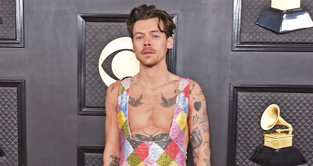 En la más reciente entrega de los Premios Grammy, el artista británico Harry Styles, ganó el de mejor álbum del año, gracias a su trabajo discográfico Harry’s House.