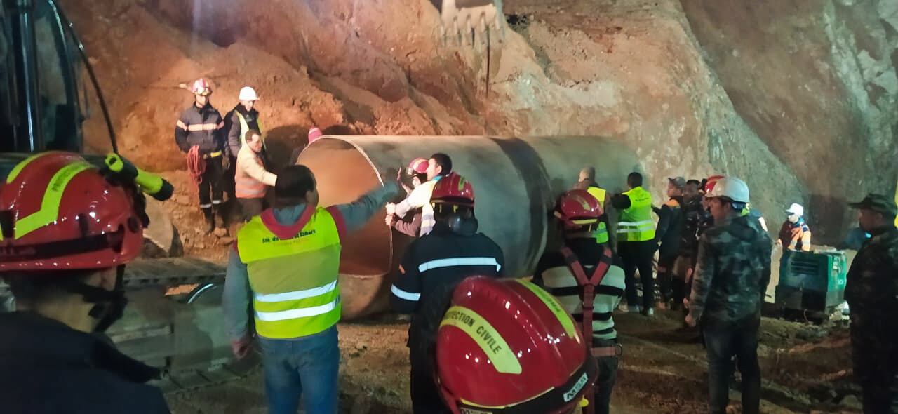 Equipo de rescate en Marruecos.