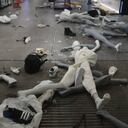 Una tienda minorista resultó dañada el miércoles 27 de septiembre de 2023 en Filadelfia.