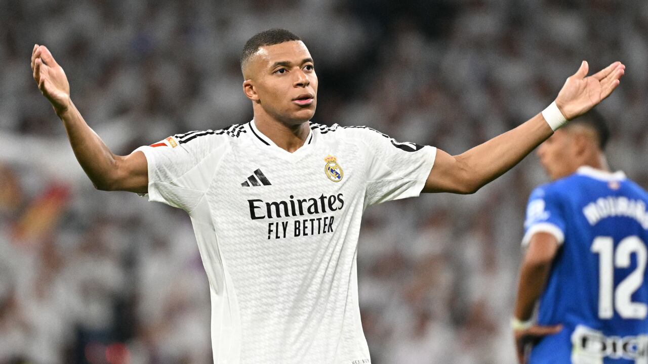 Kylian Mbappé celebrando con el Real Madrid.