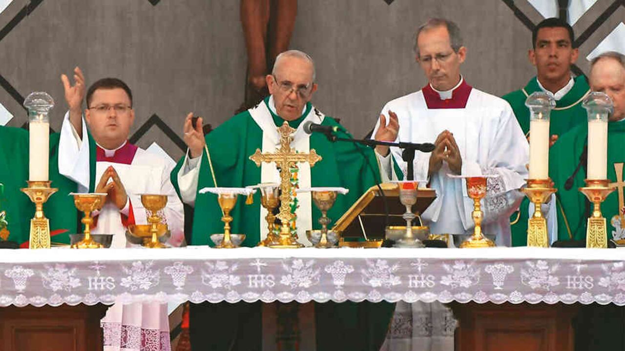 A la misa del papa Francisco en Contecar asistieron 300.000 personas.
