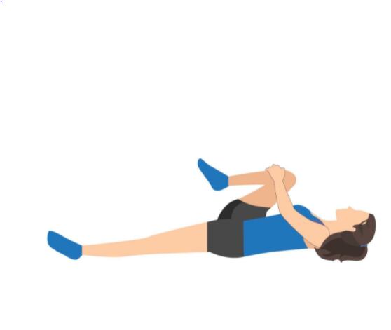 Ejercicio Rodilla al pecho Imagen: Tomada de elnacional.cat