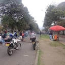 Bloqueos afectan la movilidad de Bogotá. Hay protestas de la ESAP en Barrios Unidos.