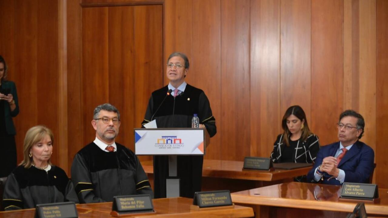 El presidente del Consejo de Estado posesionó a tres magistrados.