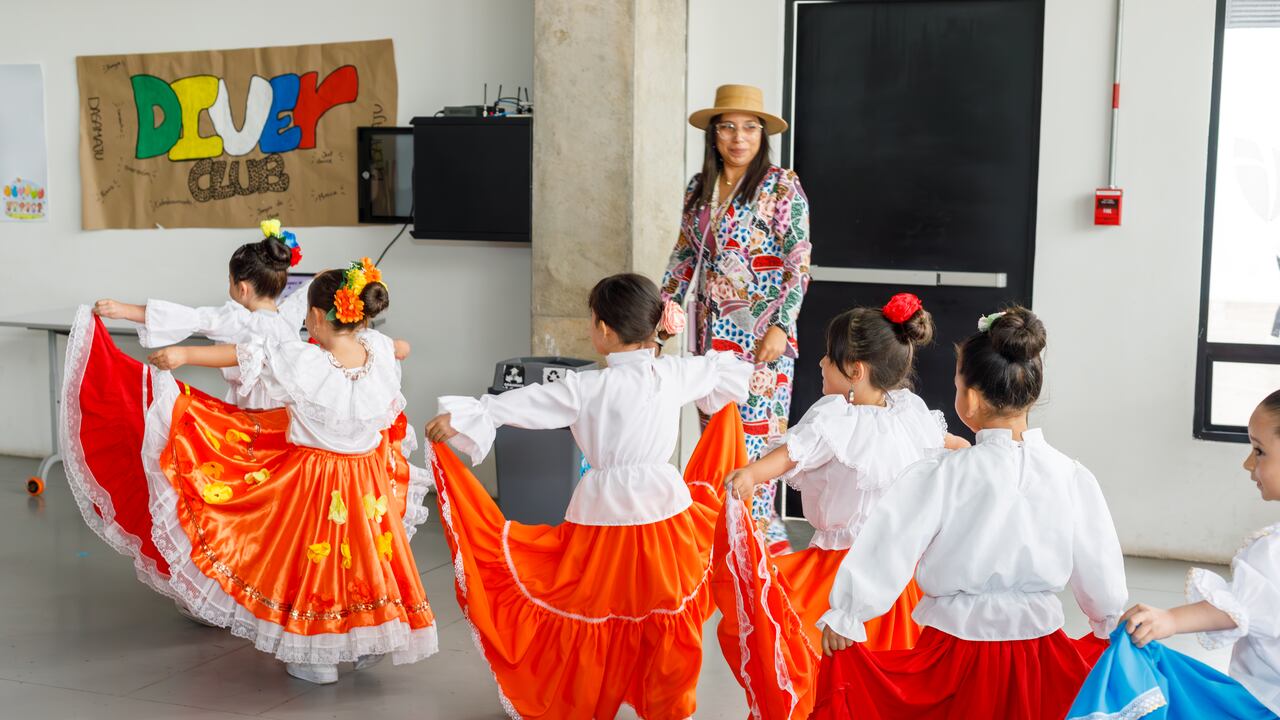 El proyecto educativo de los colegios Innova incluye una asignatura que trabaja la inteligencia emocional y las habilidades sociales.
