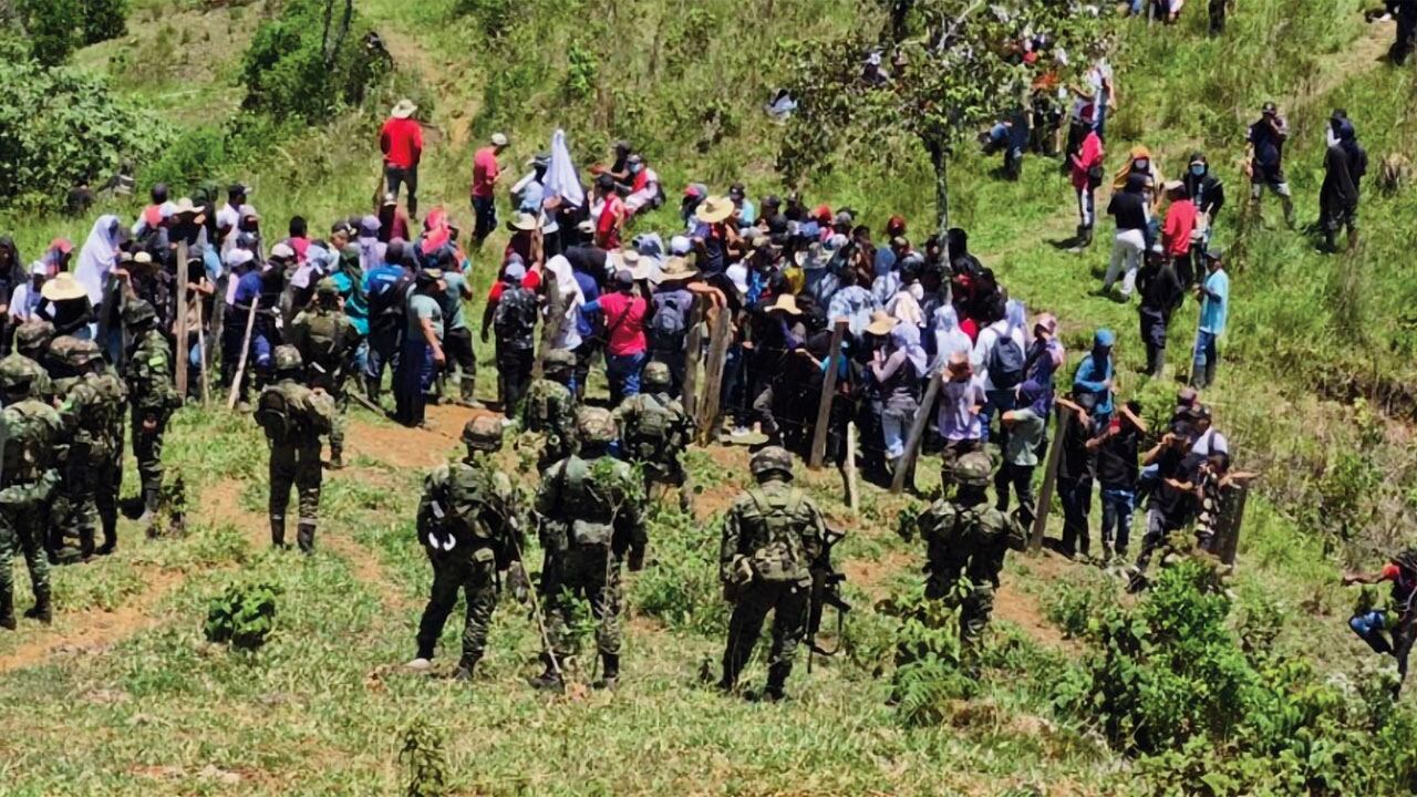 Durante 2025 se han presentado más de 30 asonadas contra el Ejército y la Policía en diferentes regiones del país, principalmente en los departamentos del suroccidente.