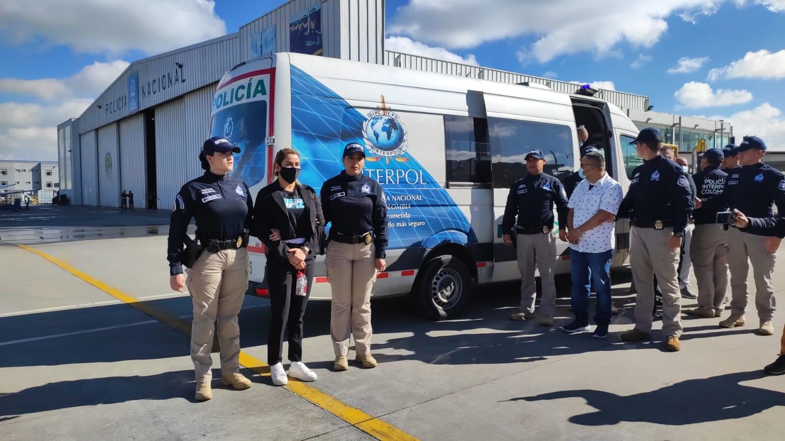 La Policía e Interpol Colombia cumplieron con el compromiso de cooperación judicial. Se hicieron efectivas las extradiciones de peligrosos delincuentes a los Estados Unidos.