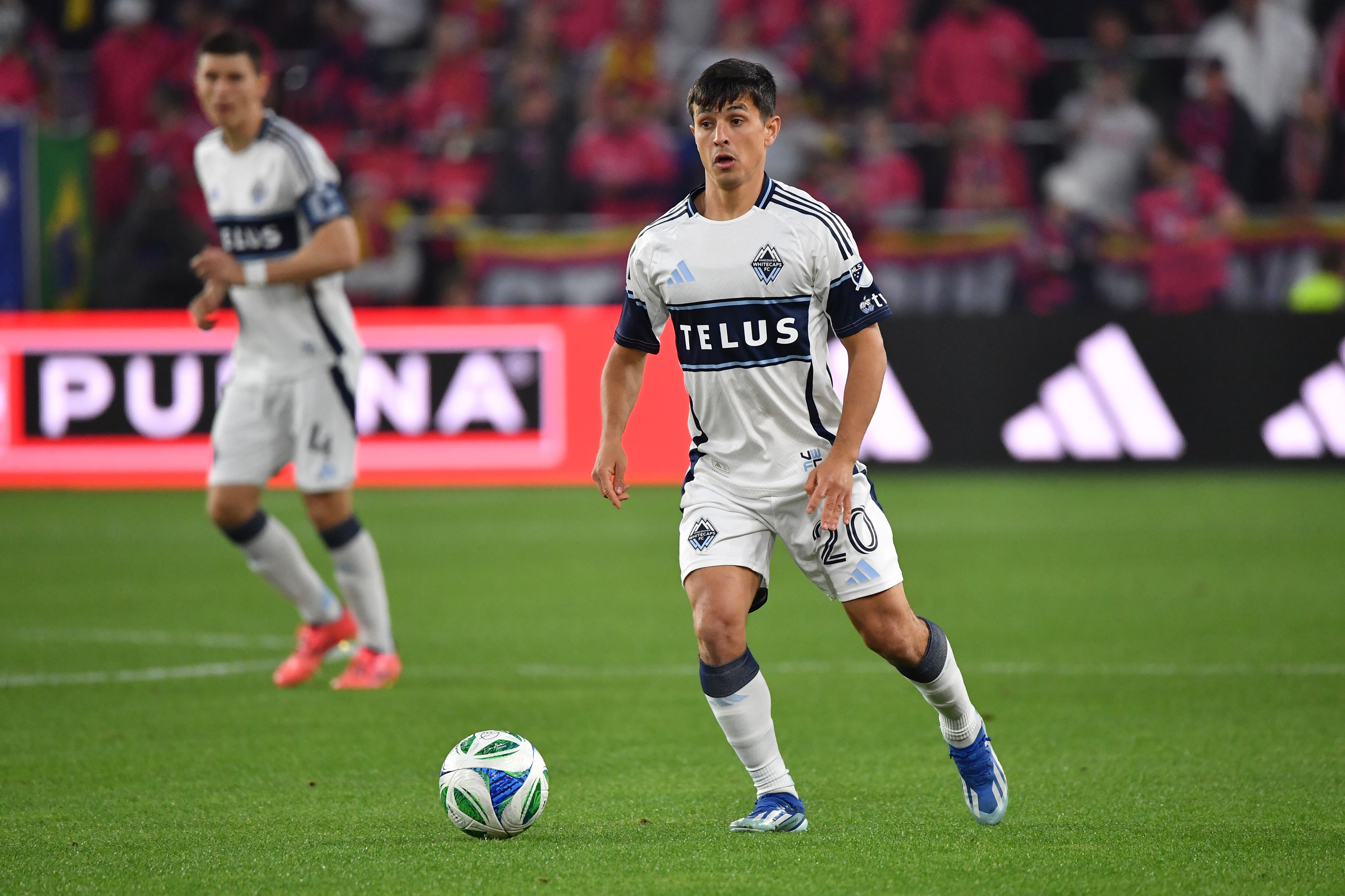 Andrés Cubas, volante del Vancouver Whitecap.