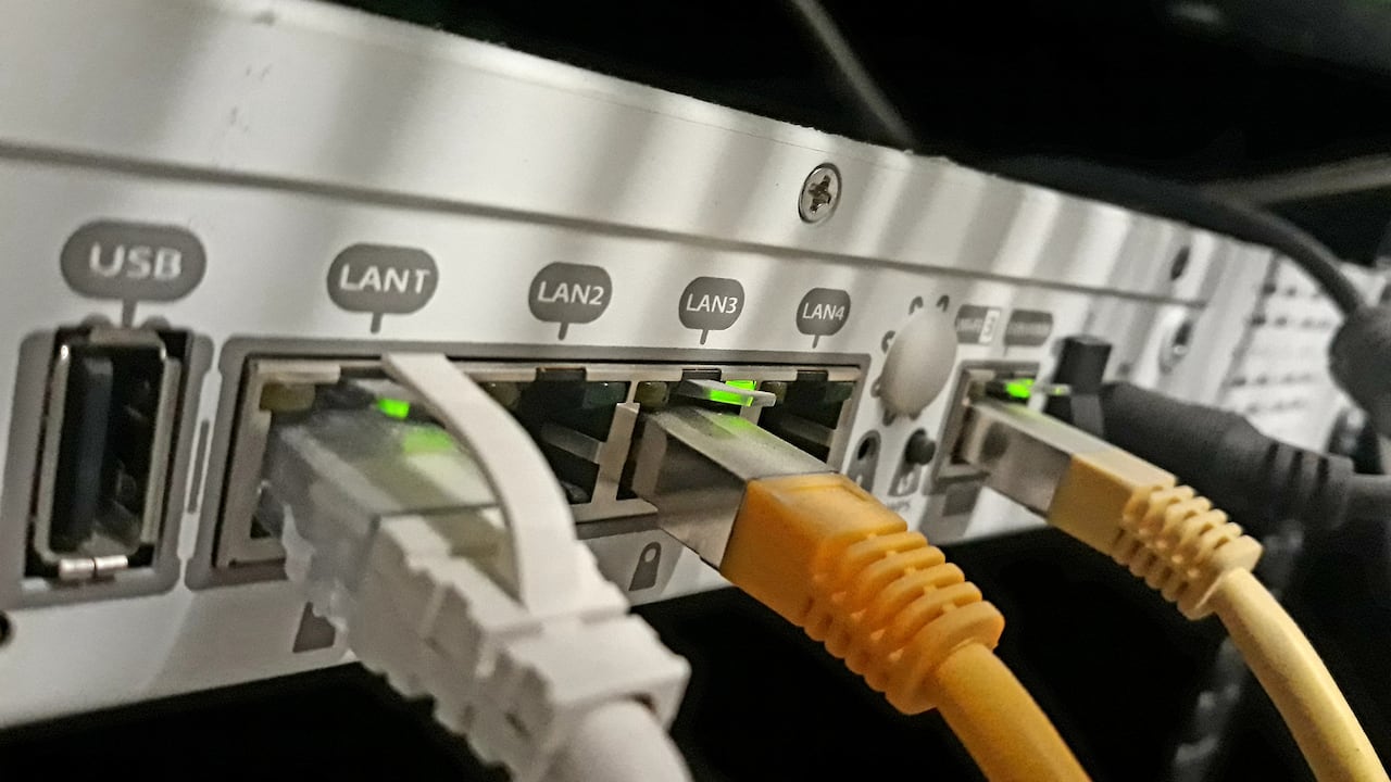 Algunos routers esconden funciones que evitan pagos por servicios digitales.