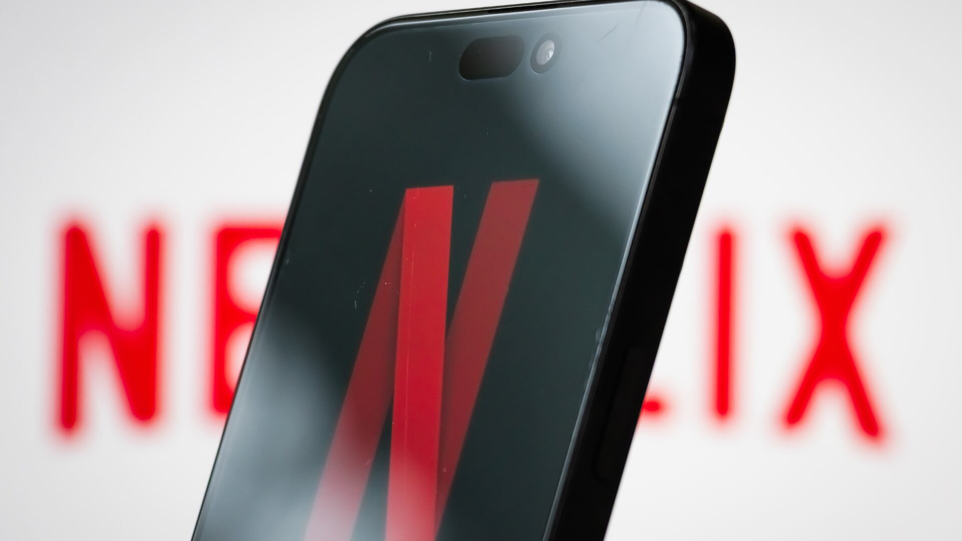 Las plataformas de streaming como Netflix han transformado por completo la manera en que las personas consumen entretenimiento.