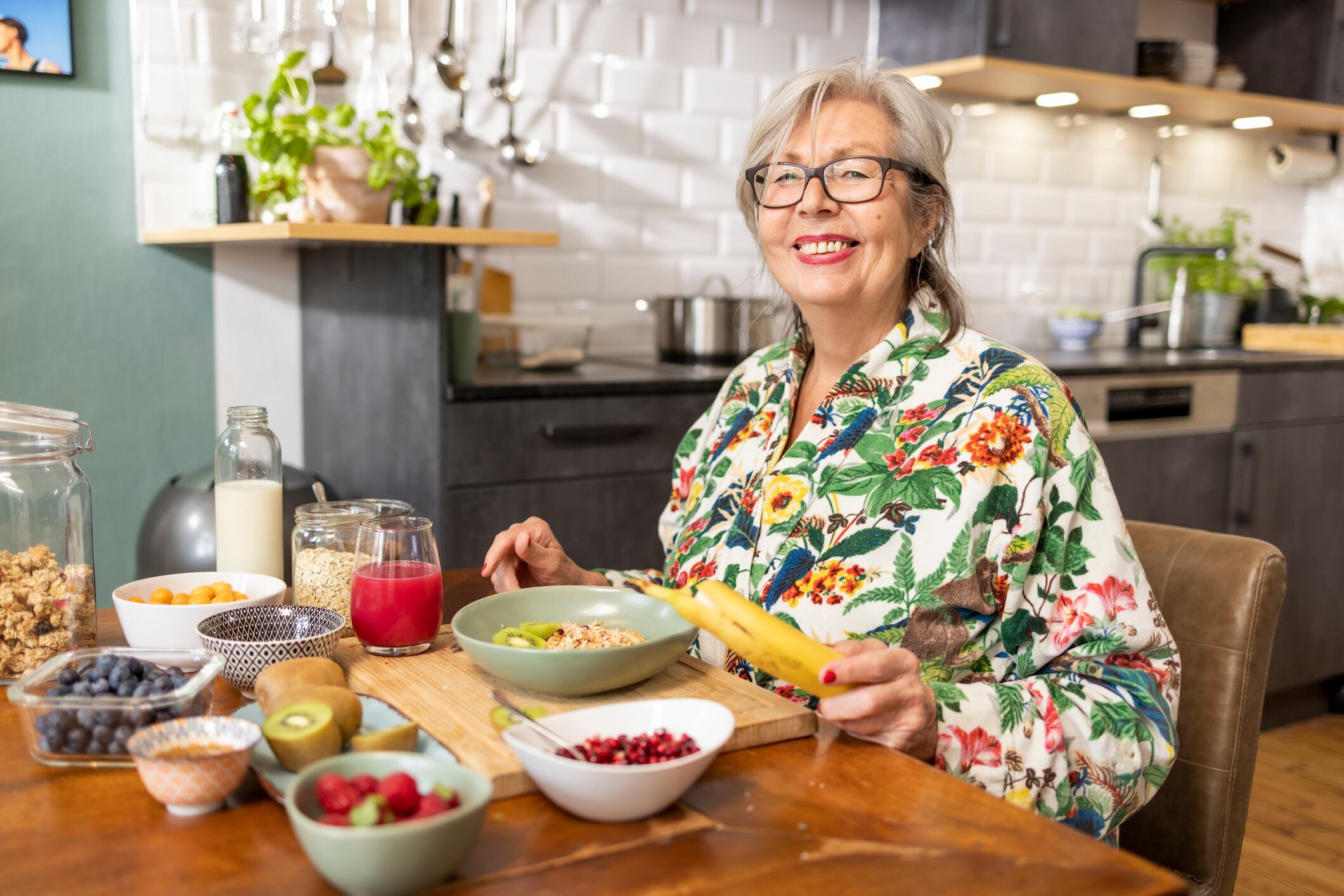 Este artículo explora los estudios que lo respaldan y presenta recetas para disfrutarlos diariamente.