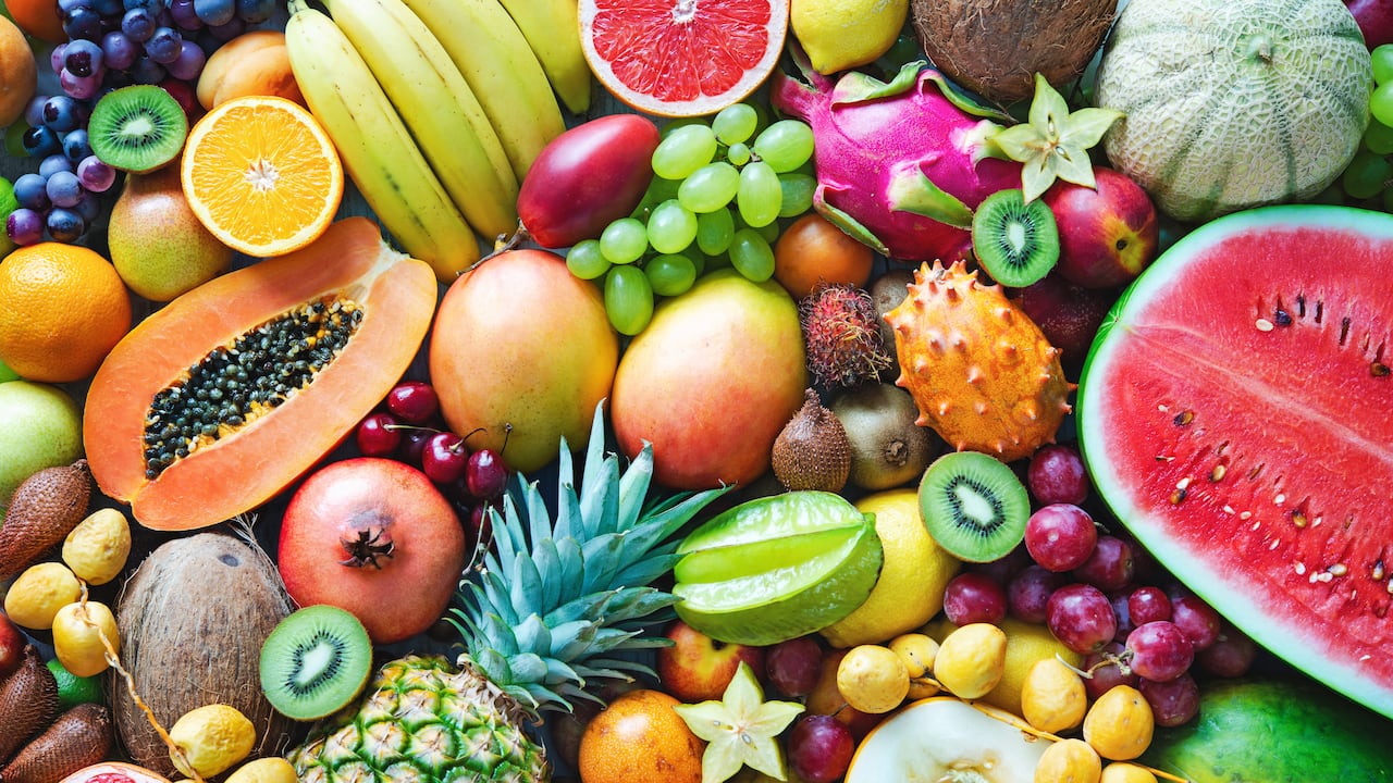 La familia de las frutas es diversa en colores, aromas, texturas y sabores.