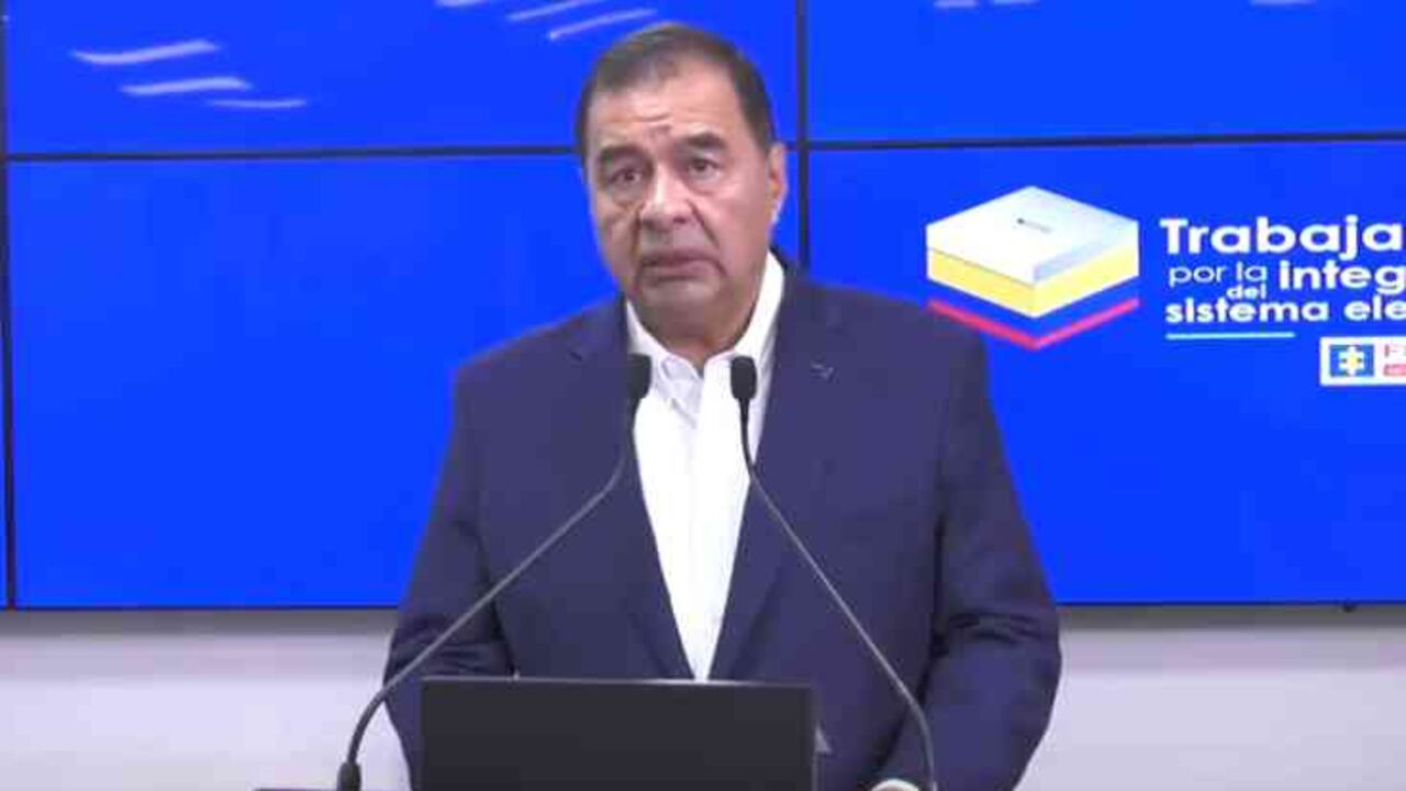 "Puedo afirmar que solo aparece una interceptación en el año 2013. Voy a revisar la legalidad de esa interceptación. También voy a revisar una interceptación de 2019 a Piedad Córdoba", señala Fabio Espitia