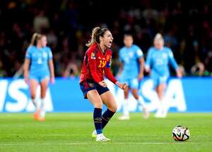Olga Carmona celebrando su gol en la final del Mundial.
