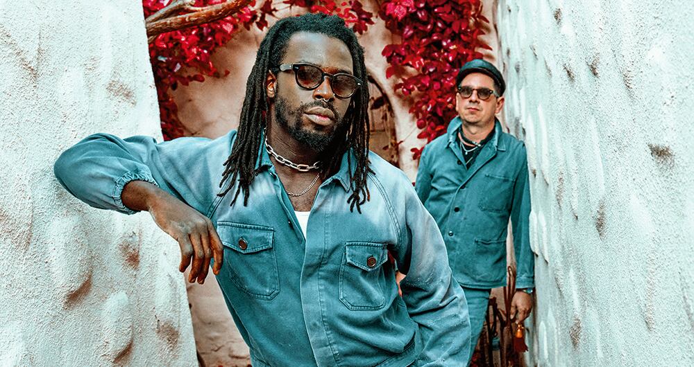 Eric Burton, cantante de la banda Black Pumas. 