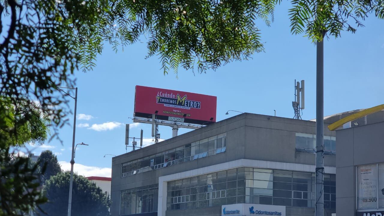 Ya se registra propaganda alusiva a la campaña. Valla en la avenida Suba con calle 139.