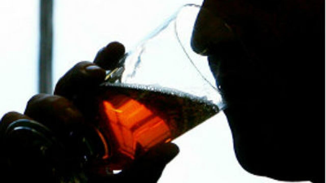 La prueba detecta el daño no aparente que el alcohol causa en el hígado.