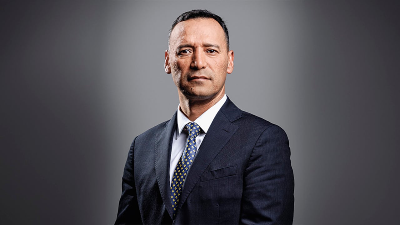 El ministro de Defensa, general (r) Pedro Sánchez, defiende su gestión y asegura que no va a renunciar.