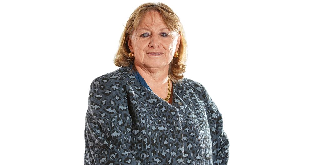 Mónica de greifF Sigue como miembro de junta.