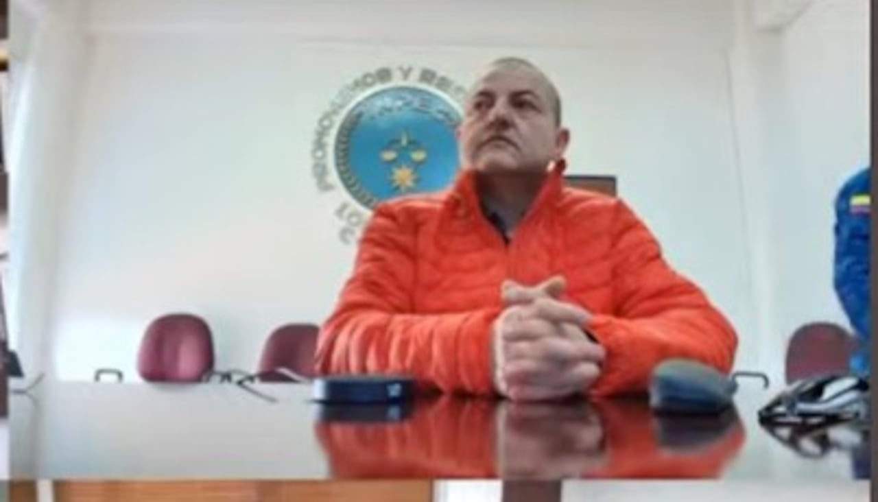 El excomandante paramilitar, Pablo Hernán Sierra declaró este jueves en el juicio contra el expresidente Álvaro Uribe Vélez.