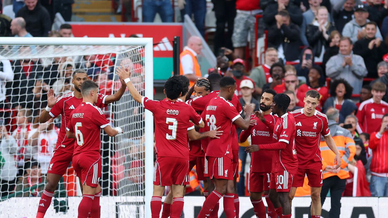 Liverpool se estrena en busca de defender el título de Premier League