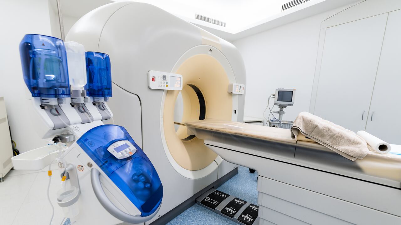 Estas herramientas permiten una evaluación más profunda de la enfermedad, detectando incluso la presencia de células cancerosas residuales en etapas avanzadas.