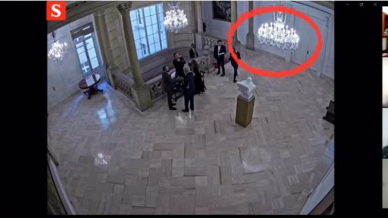 La puerta blanca, la entrada "secreta" en la Casa de Nariño