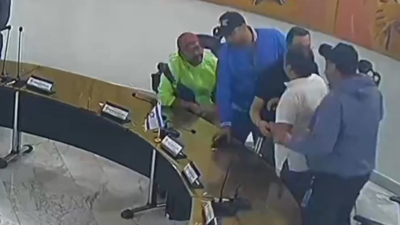 El fuerte cruce de palabras no pasó desapercibido para los demás miembros del Concejo en Bucaramanga. Foto: @SanSeConecta