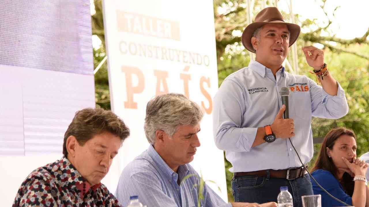 "Los colombianos queremos la liberación de todos los secuestrados", dijo el presidente.