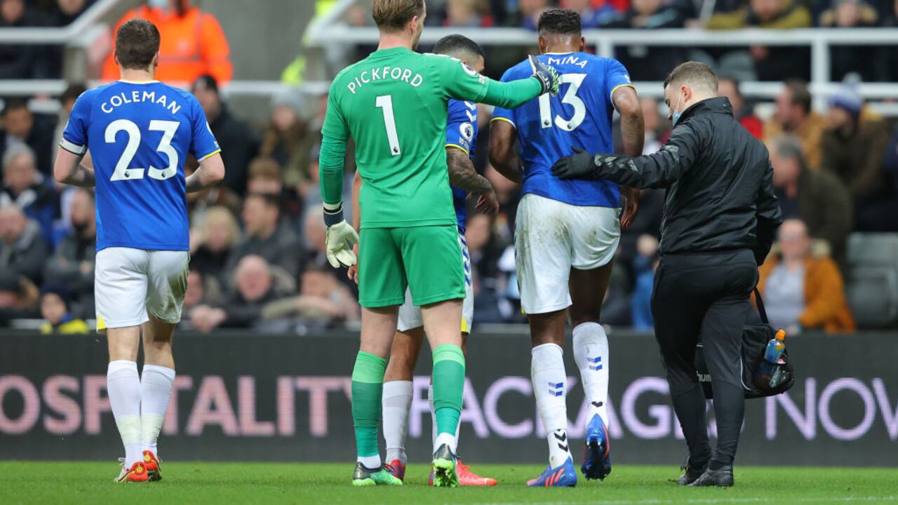 Yerry Mina sufre una nueva lesión en el Everton