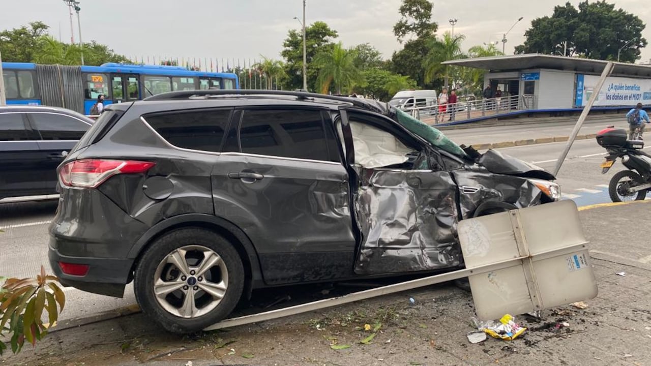 Carro donde se estrelló Freddy Rincón