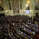 Según la encuesta de Datexco, el 74,06% de los colombianos está en contra de la reforma a la justicia y un 73,13% respaldaría un eventual referendo para revocarlo, mientras que calificaron el trabajo de los congresistas de la siguiente manera: bueno (9,5%), regular (35,27%), mala (20,49%) y pésima (34,74%).