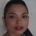 Autoridades revisan un video, en la investigación para esclarecer los hechos de la desaparición y muerte de Erika Pérez. Foto: Twitter @nanisperea.